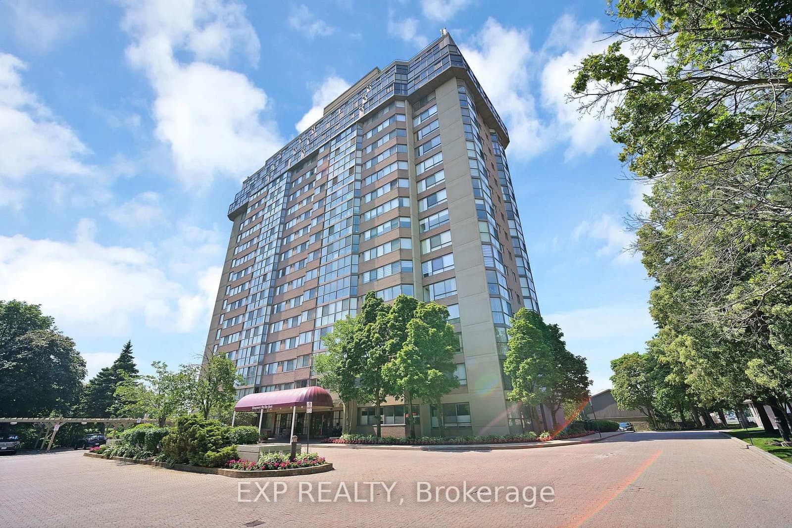880 Dundas Street W, Unit 307 thumbnail 48