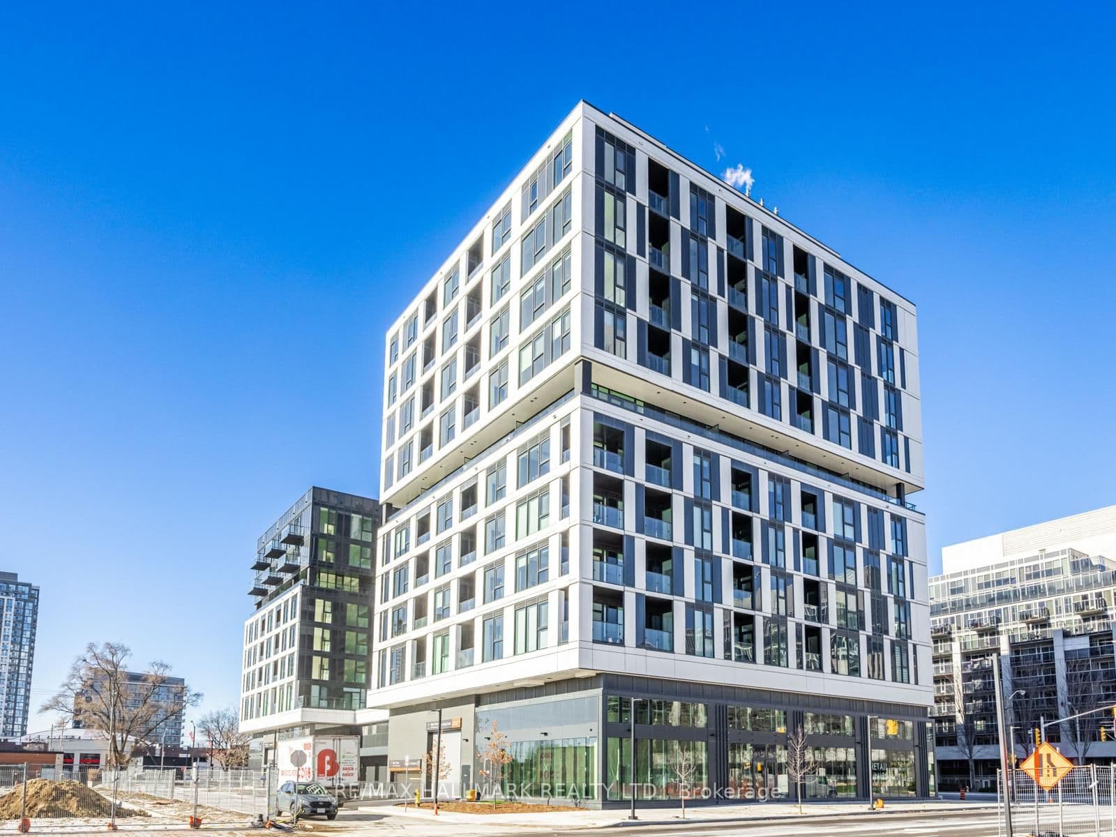 1037 The Queensway, Unit 720 - Image 1