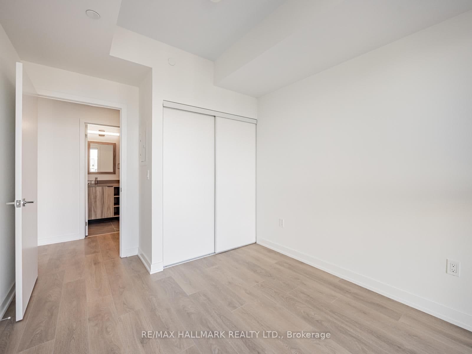1037 The Queensway, Unit 720 thumbnail 20