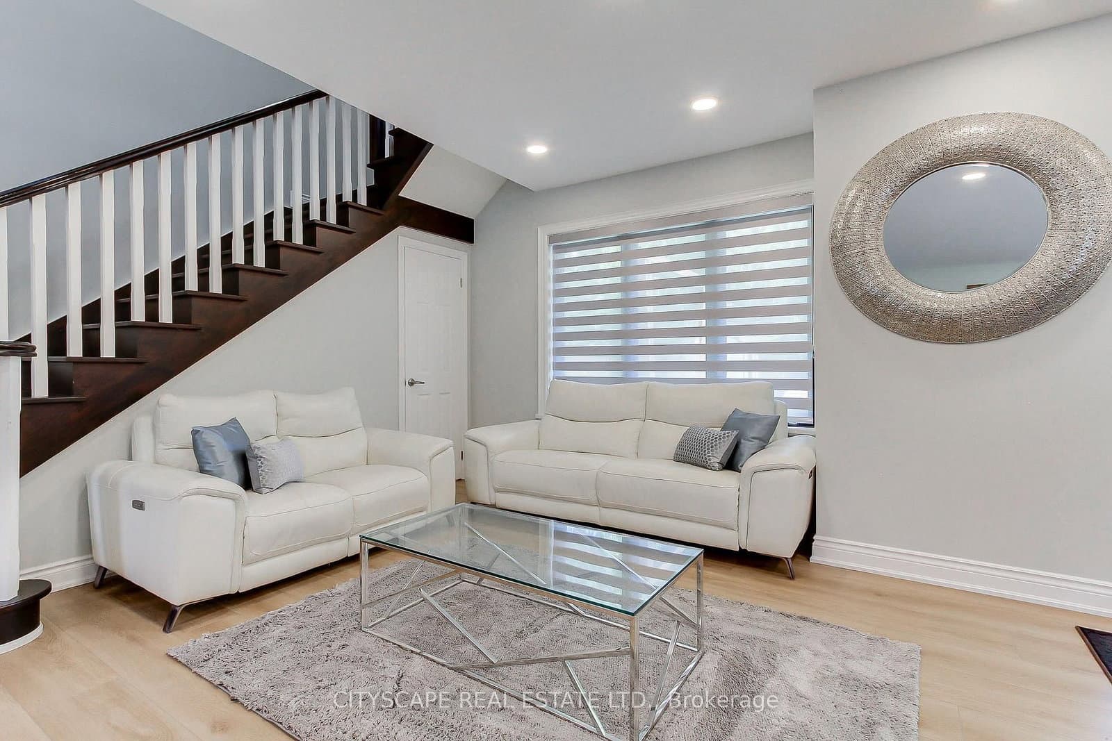 1543 Indian Grove thumbnail 13