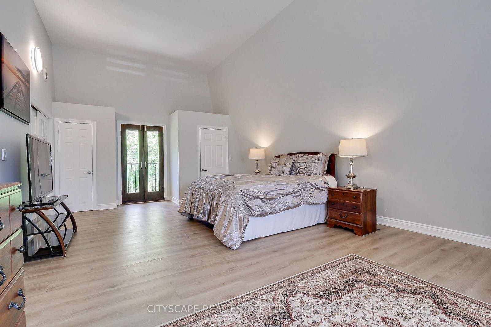 1543 Indian Grove thumbnail 21