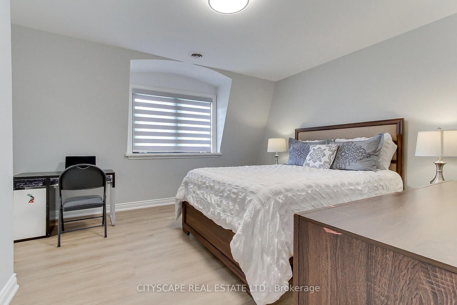 1543 Indian Grove thumbnail 28