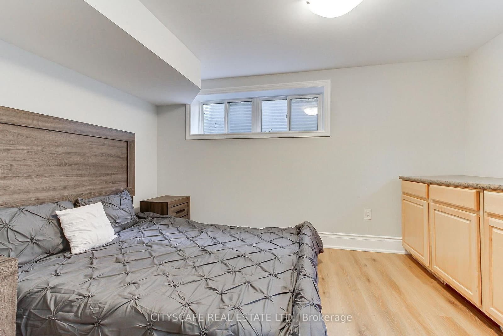 1543 Indian Grove thumbnail 41