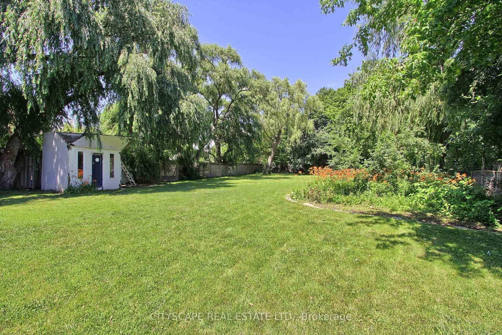 1543 Indian Grove thumbnail 44