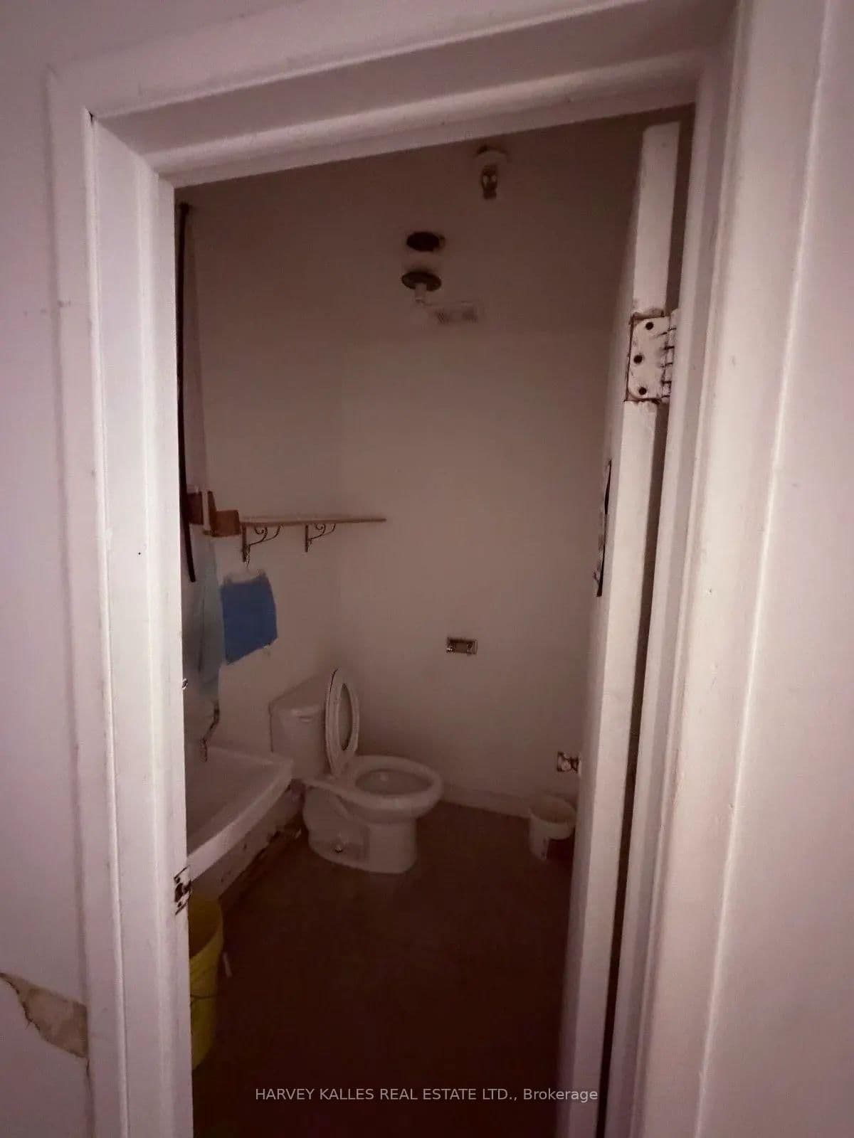 1911 Finch Avenue W, Unit 124 thumbnail 13