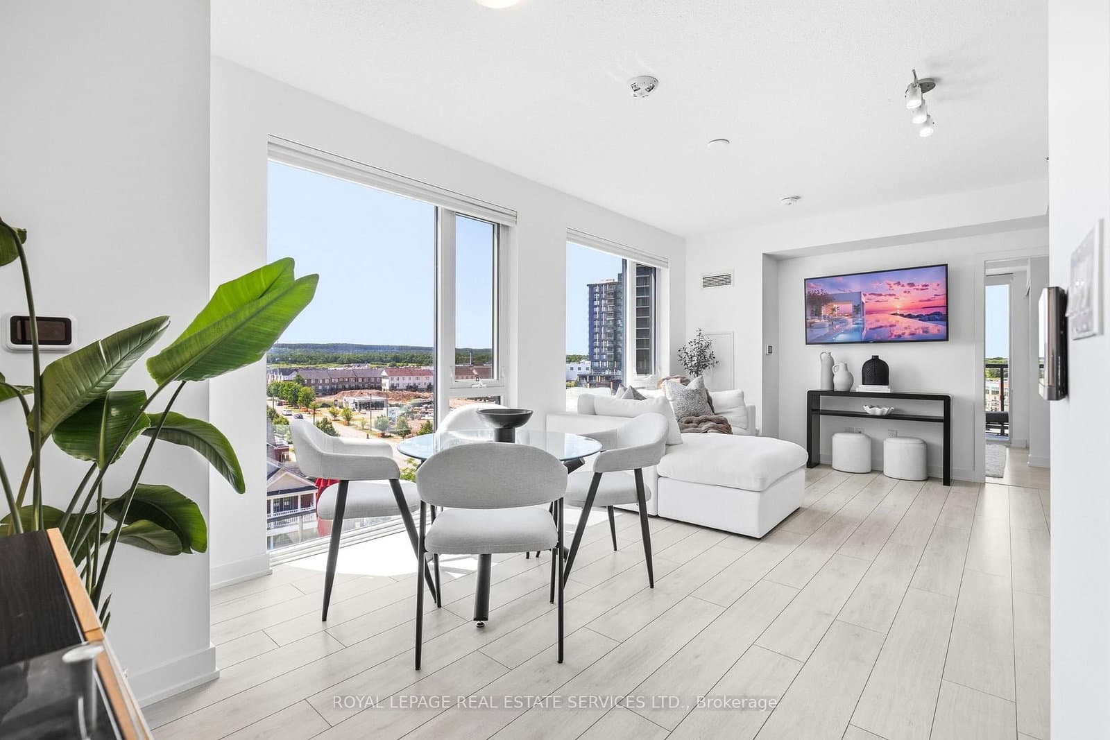 3210 Dakota Common, Unit A607 thumbnail 10