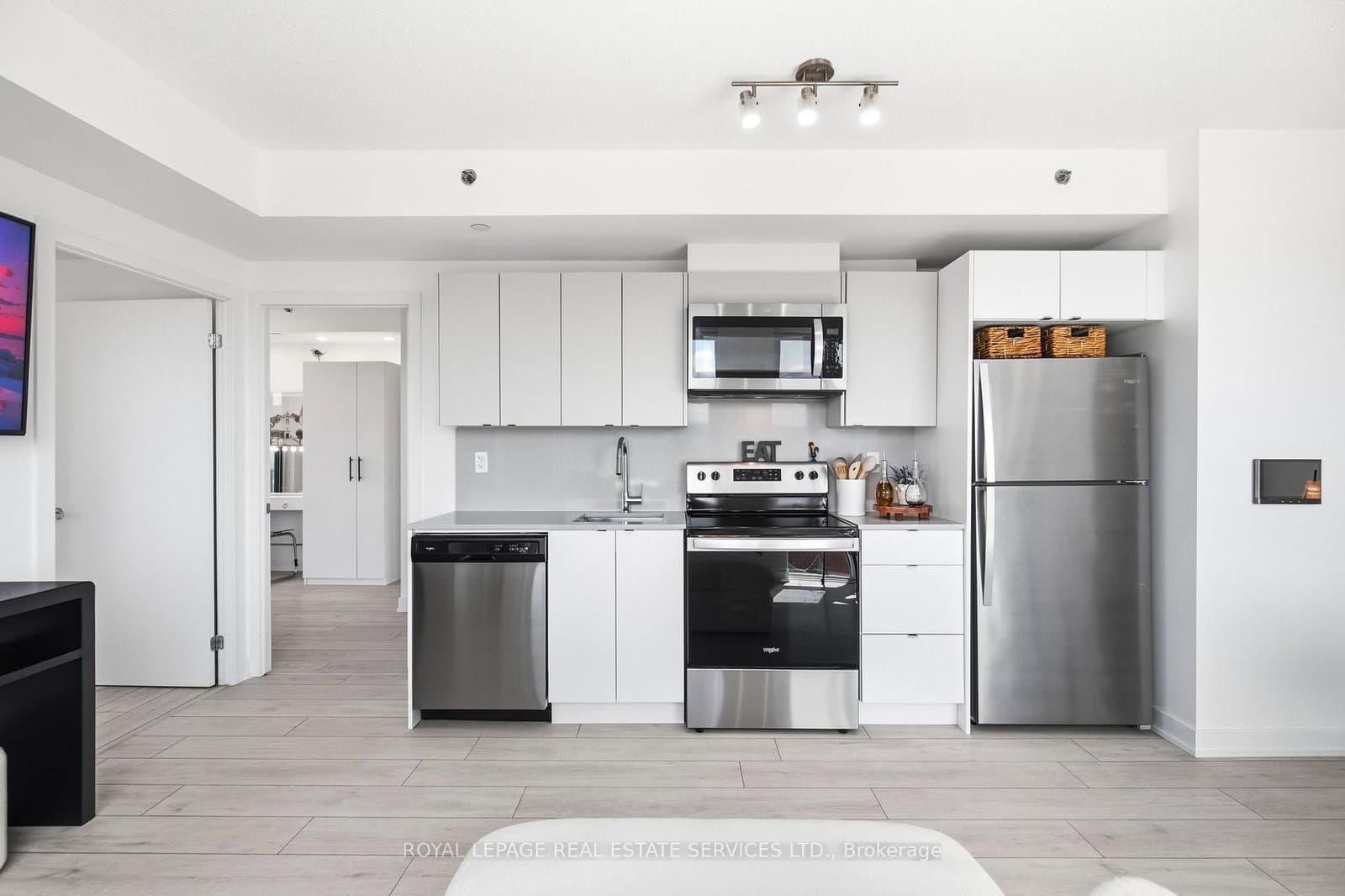 3210 Dakota Common, Unit A607 thumbnail 13
