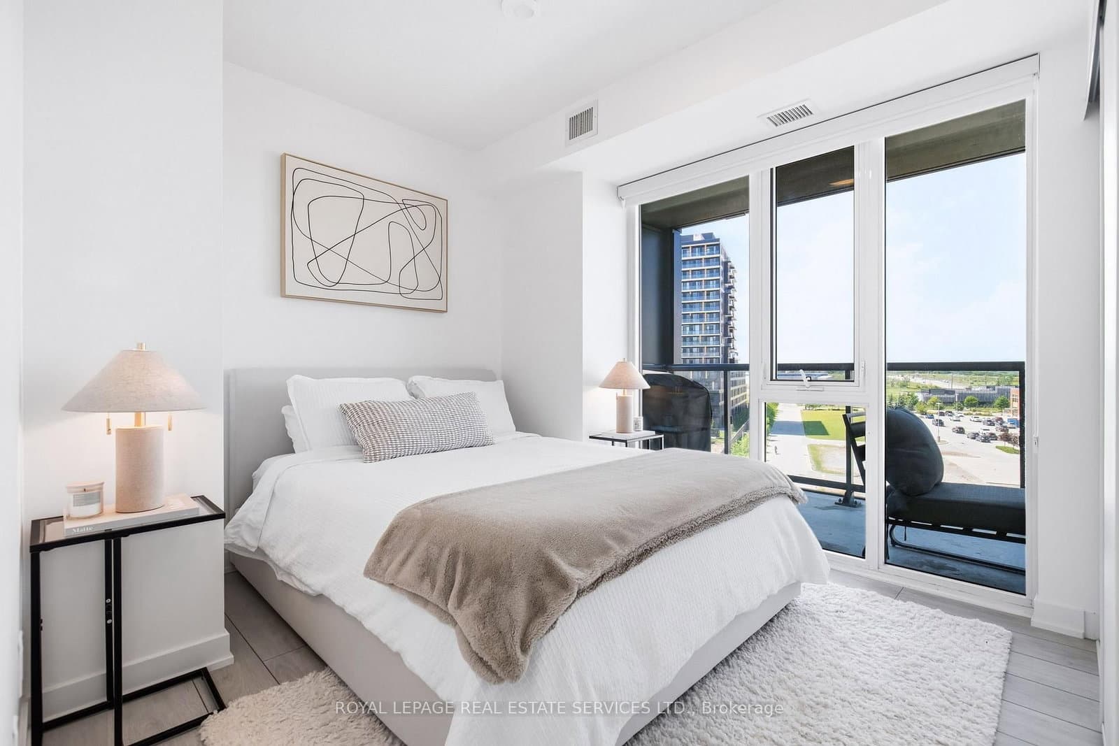 3210 Dakota Common, Unit A607 thumbnail 15