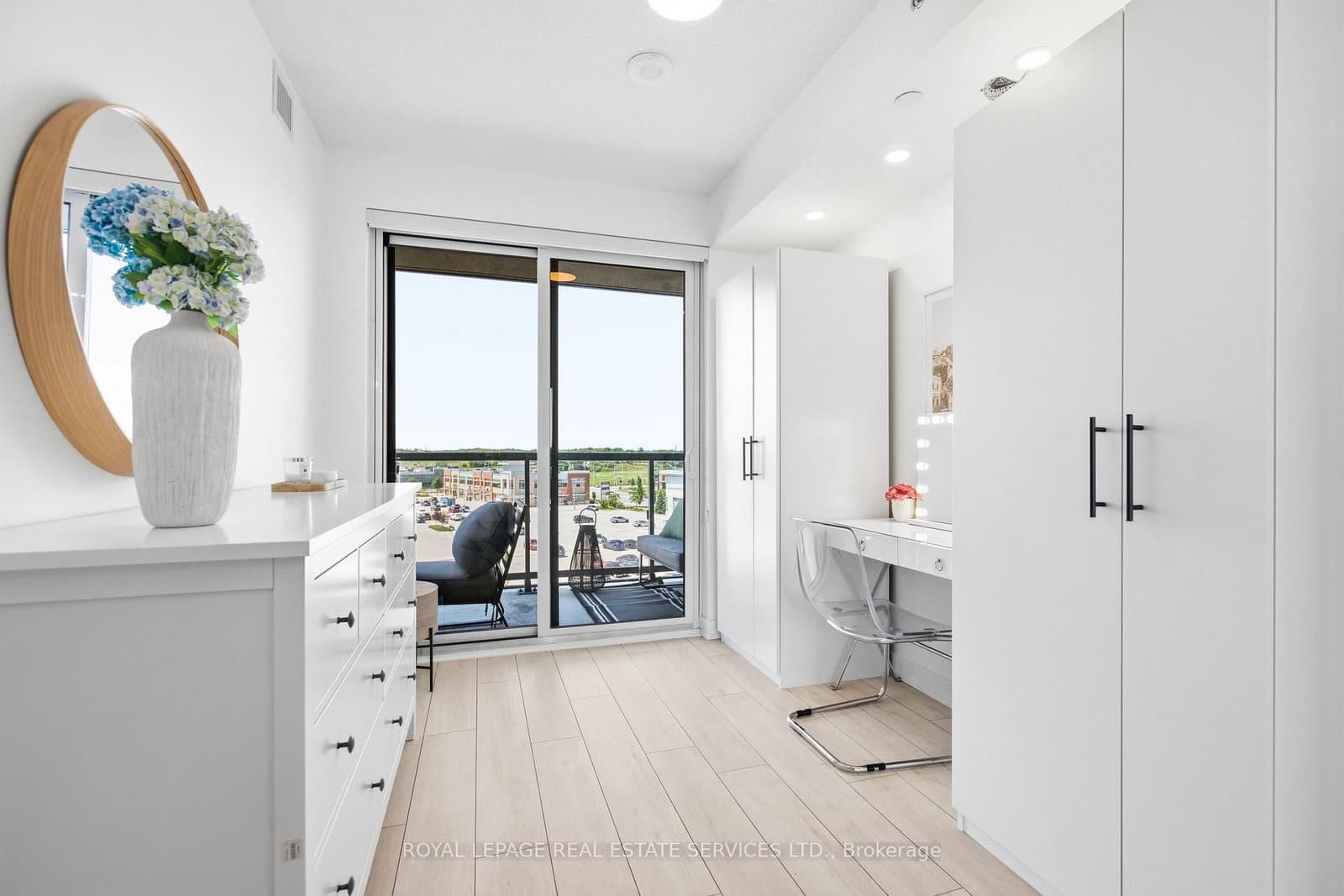 3210 Dakota Common, Unit A607 thumbnail 18