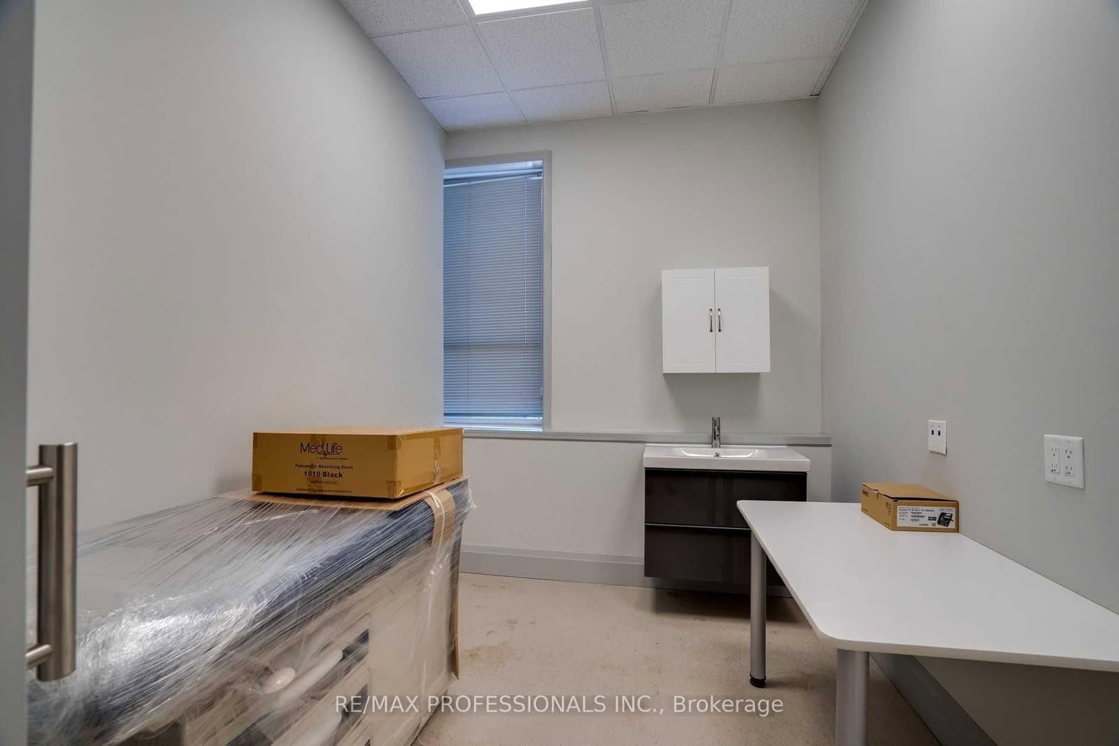 523 The Queensway Way, Unit 107 thumbnail 14