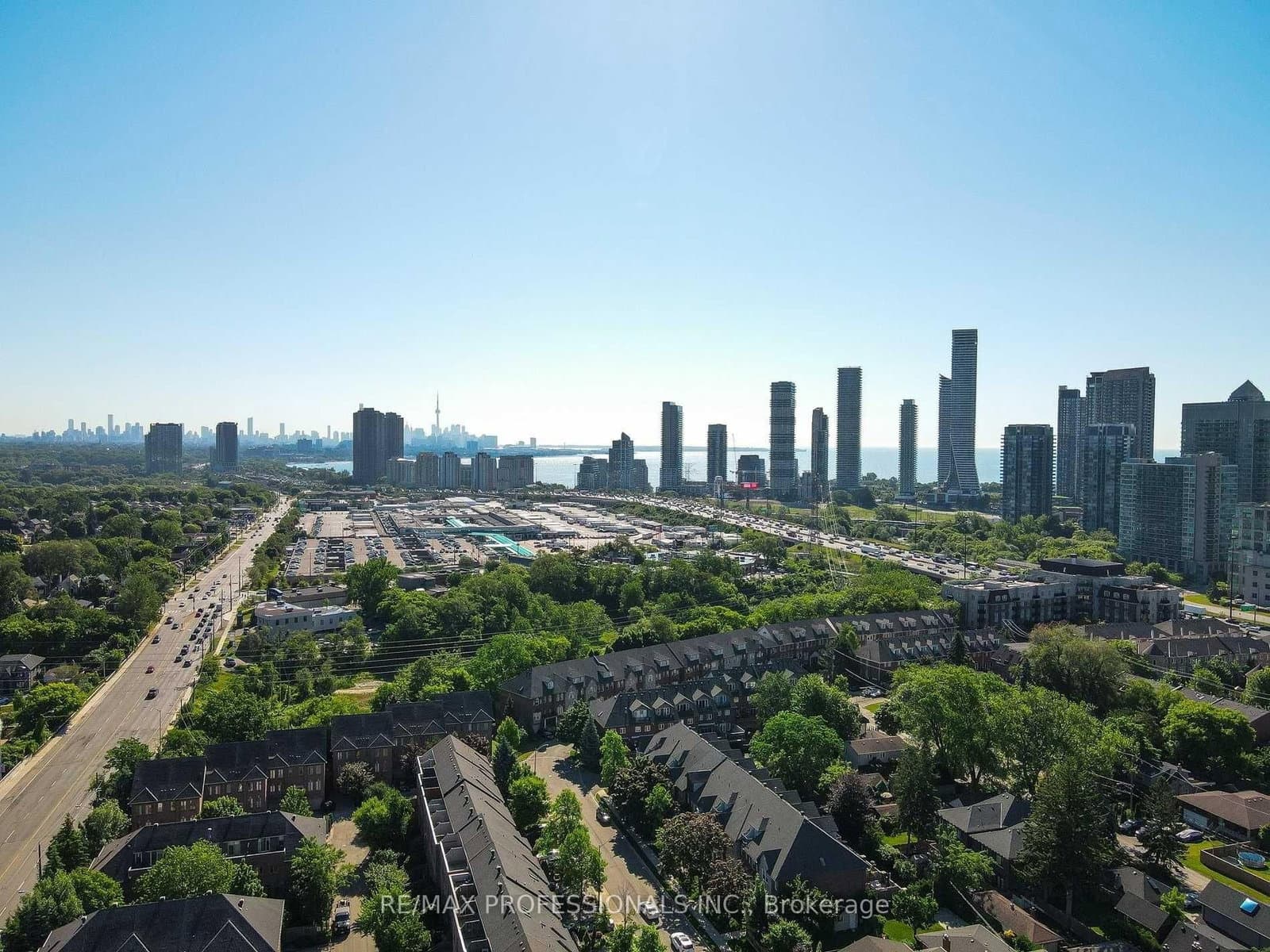523 The Queensway Way, Unit 107 thumbnail 27