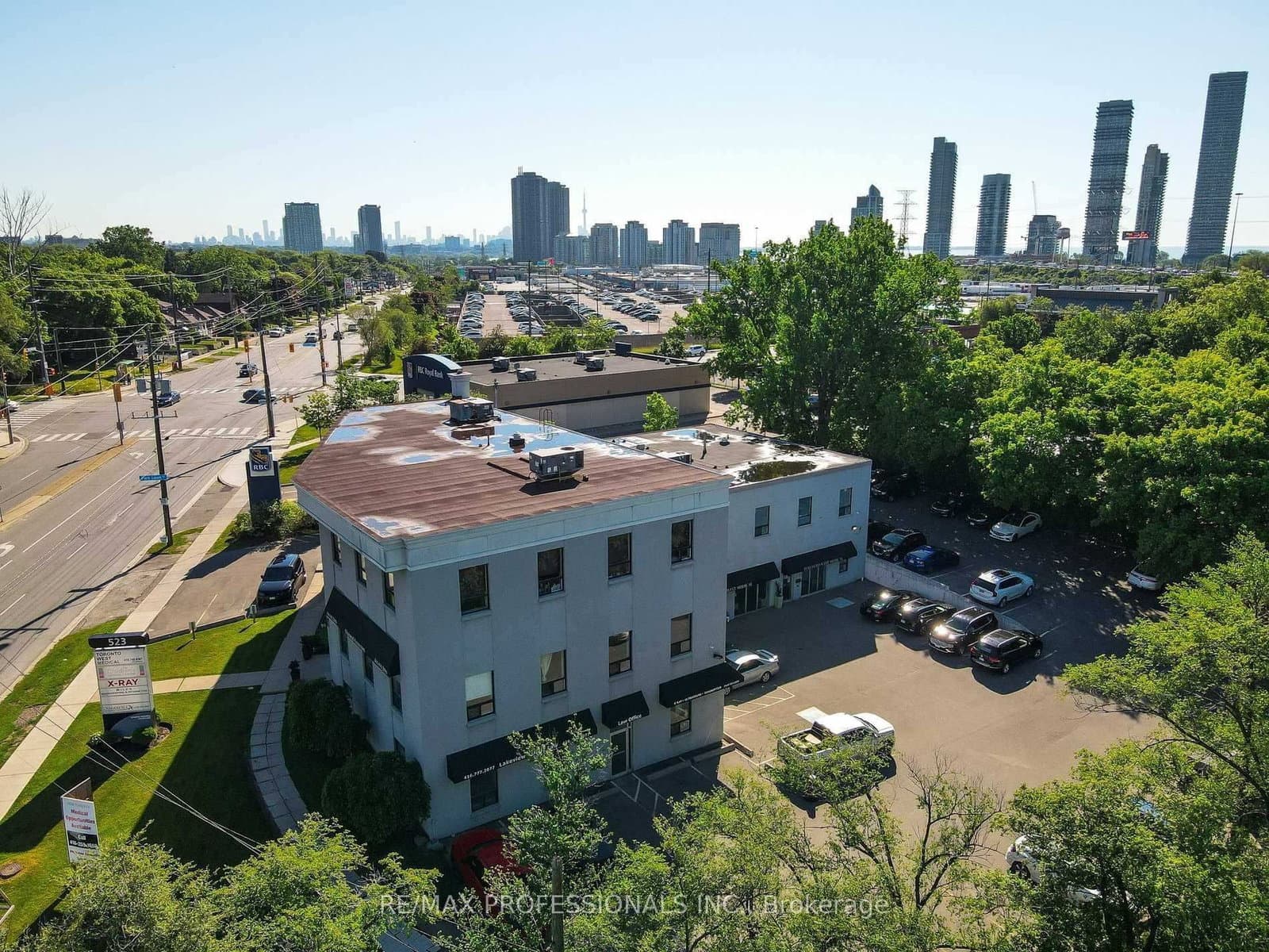 523 The Queensway Way, Unit 107 thumbnail 28