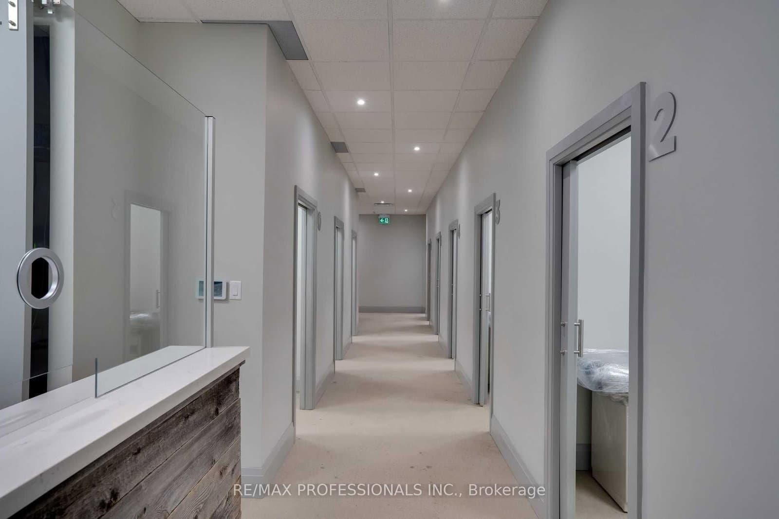 523 The Queensway Way, Unit 107 thumbnail 6