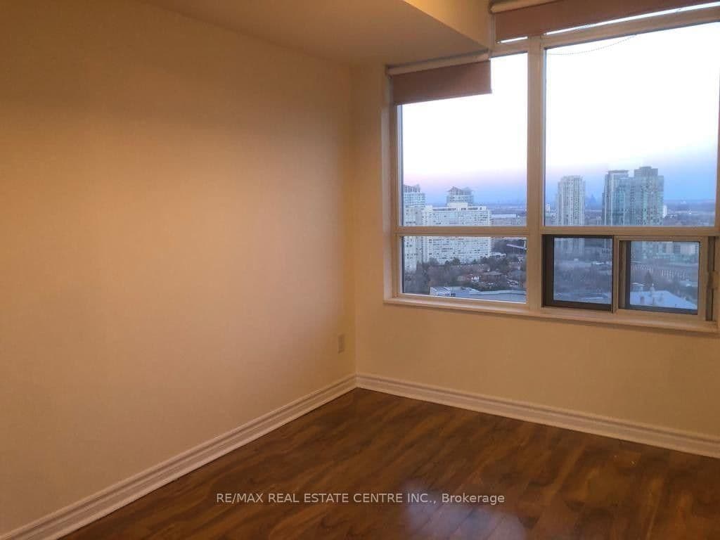 3880 Duke Of York Boulevard, Unit 2409 thumbnail 16