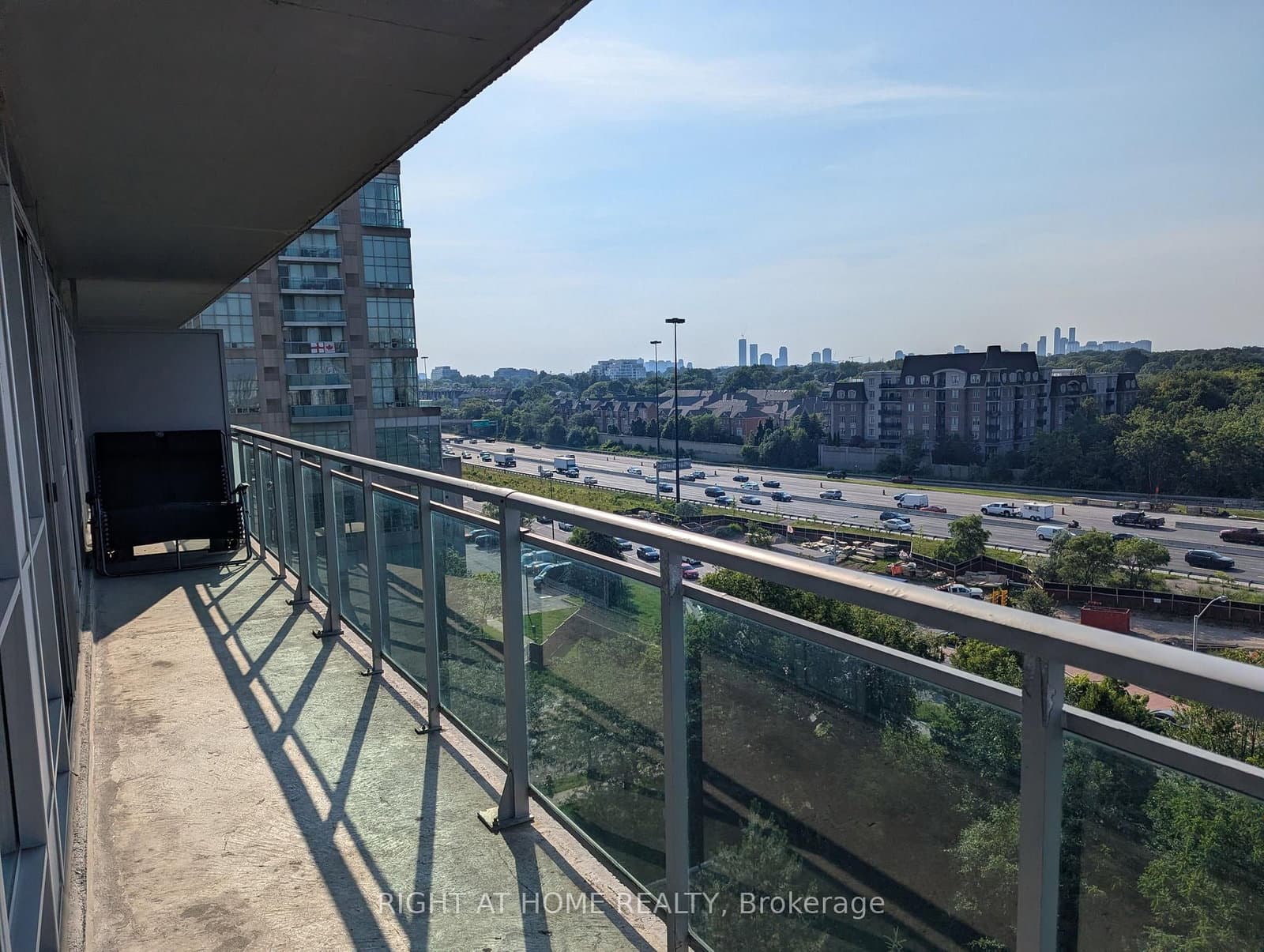 185 Legion Road N, Unit 904 thumbnail 10
