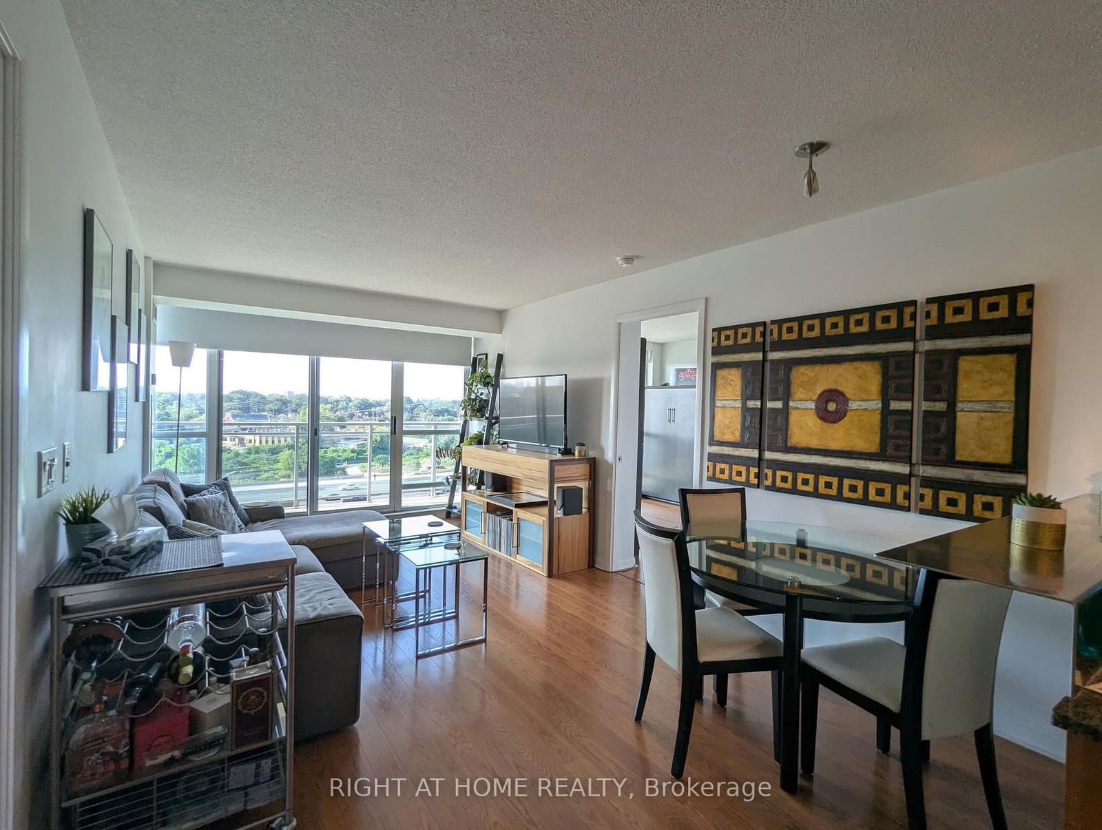185 Legion Road N, Unit 904 thumbnail 21