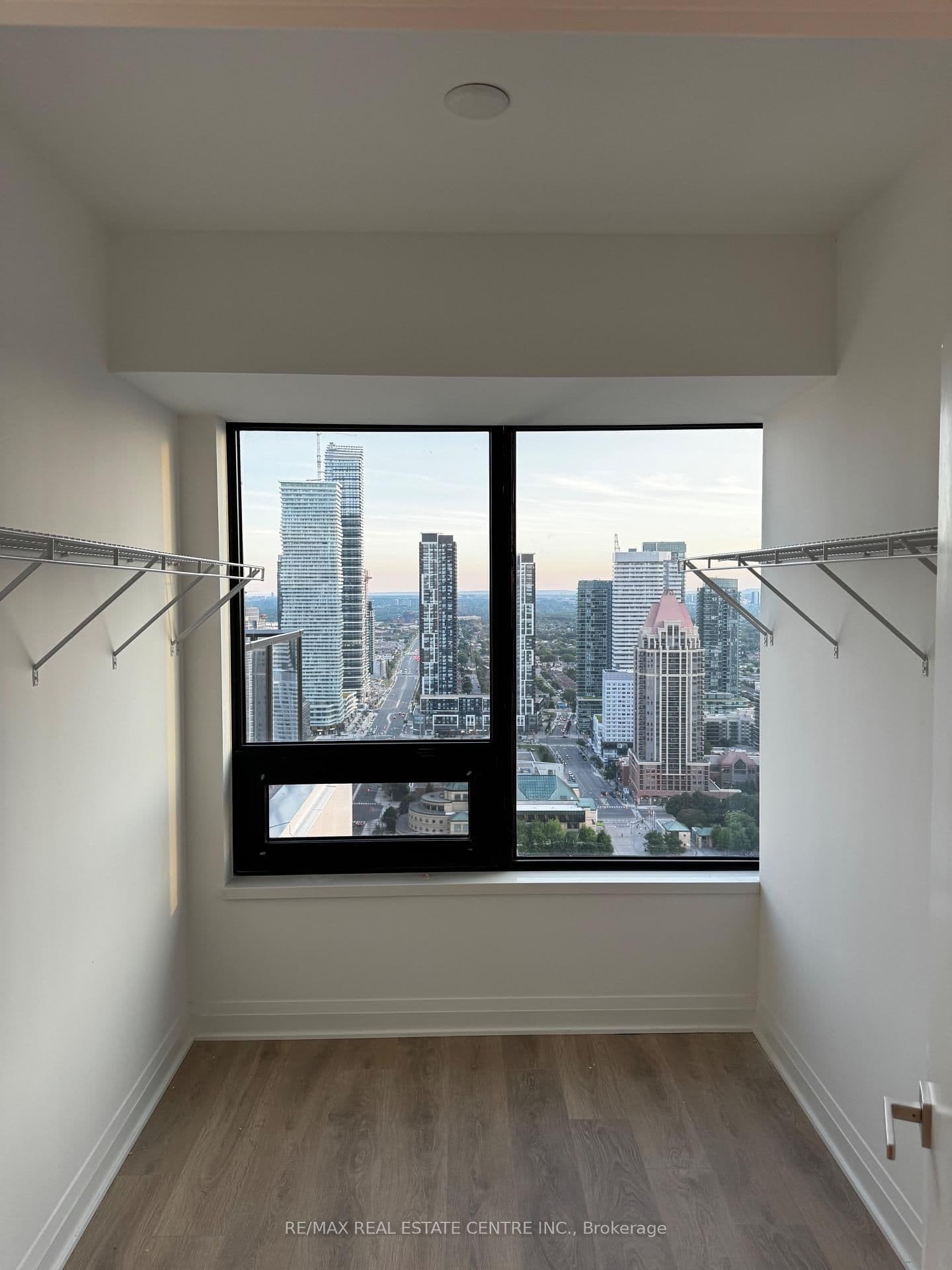 4015 The Exchange, Unit 3707 thumbnail 12