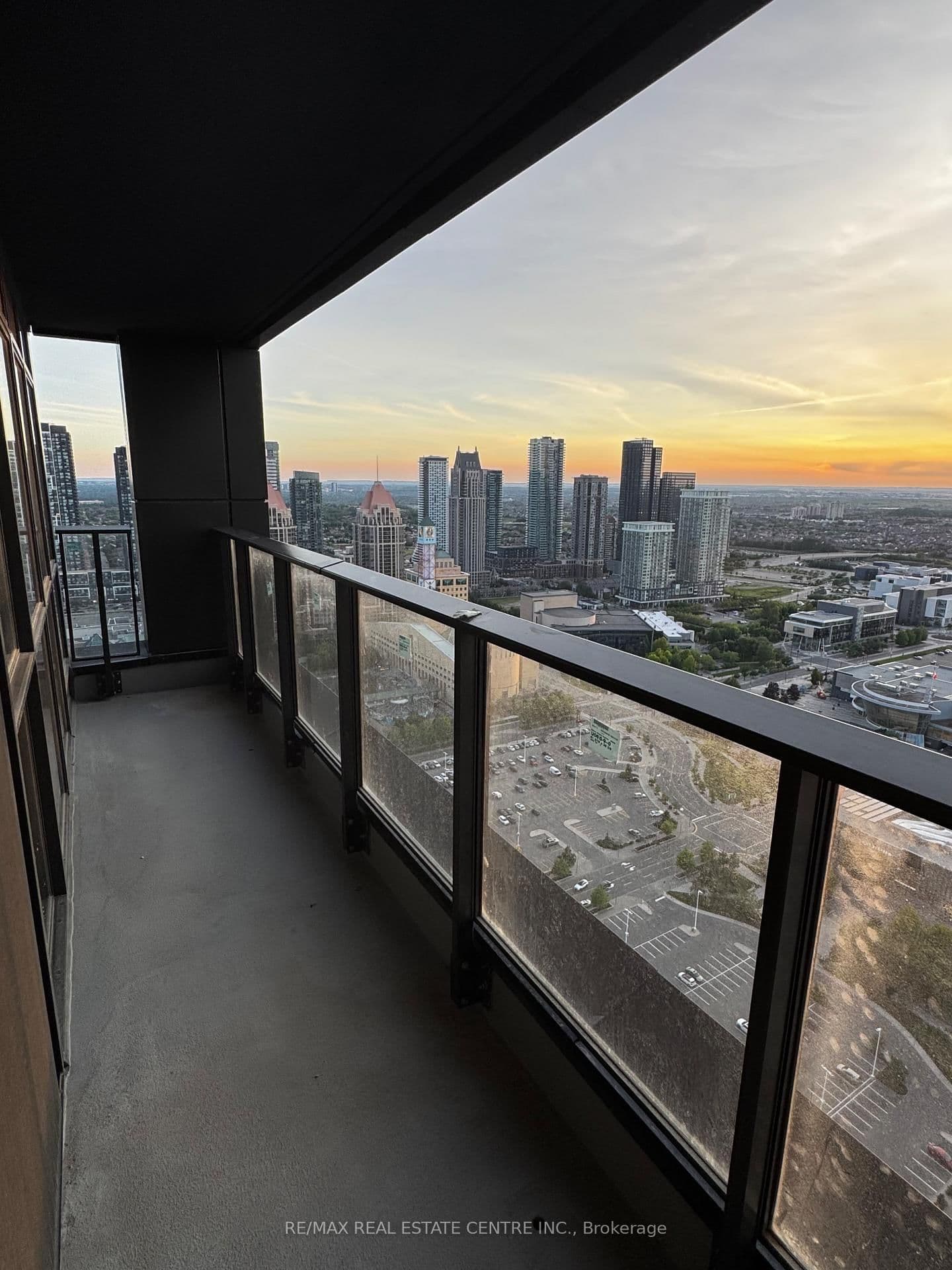 4015 The Exchange, Unit 3707 thumbnail 13