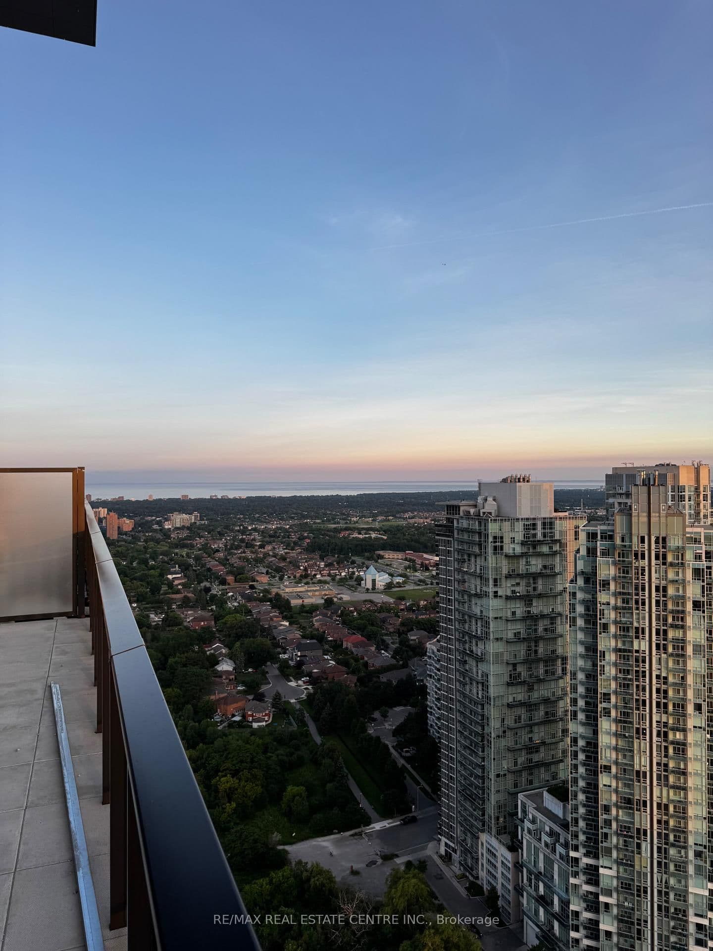 4015 The Exchange, Unit 3707 thumbnail 20