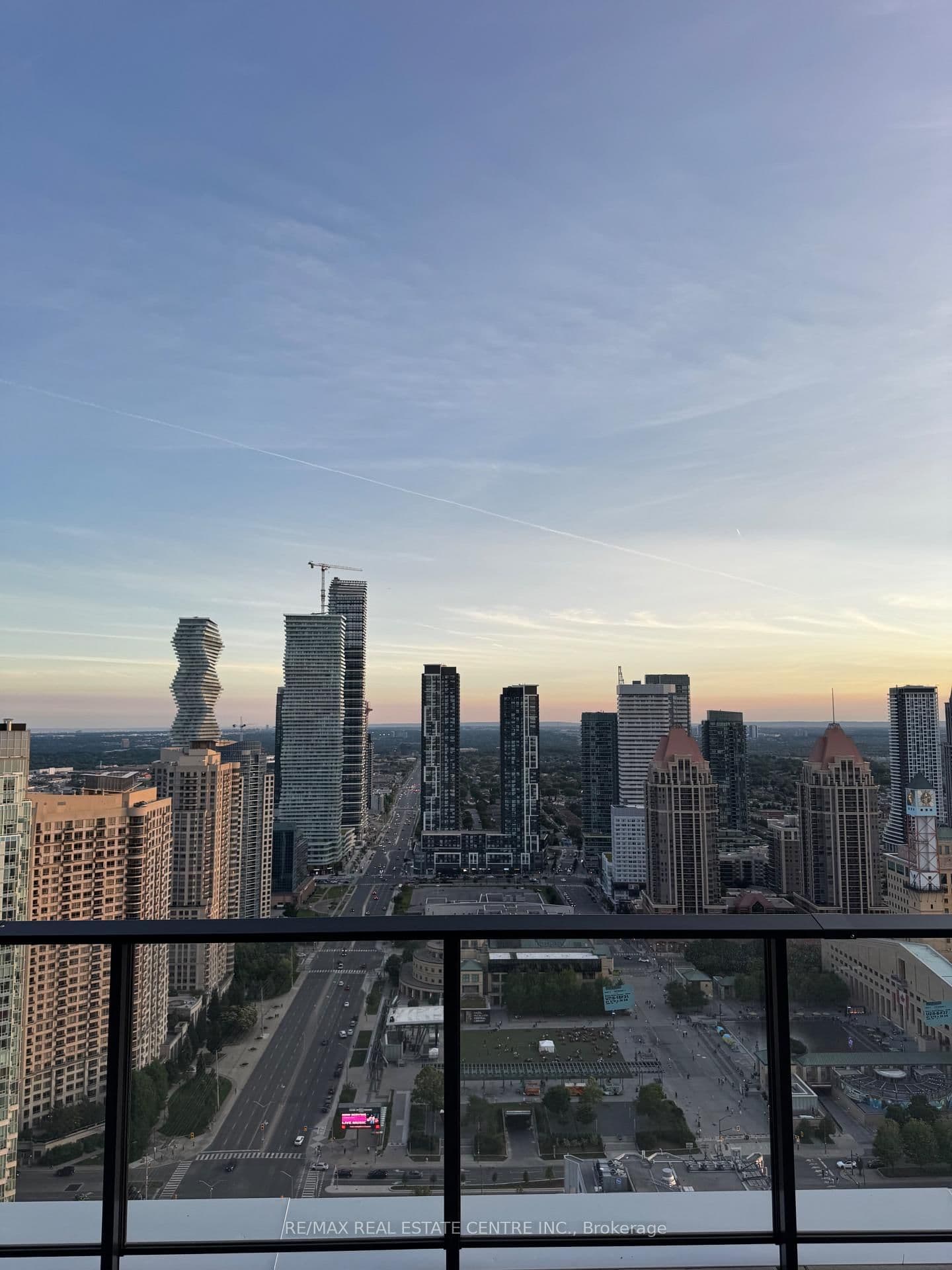 4015 The Exchange, Unit 3707 thumbnail 22