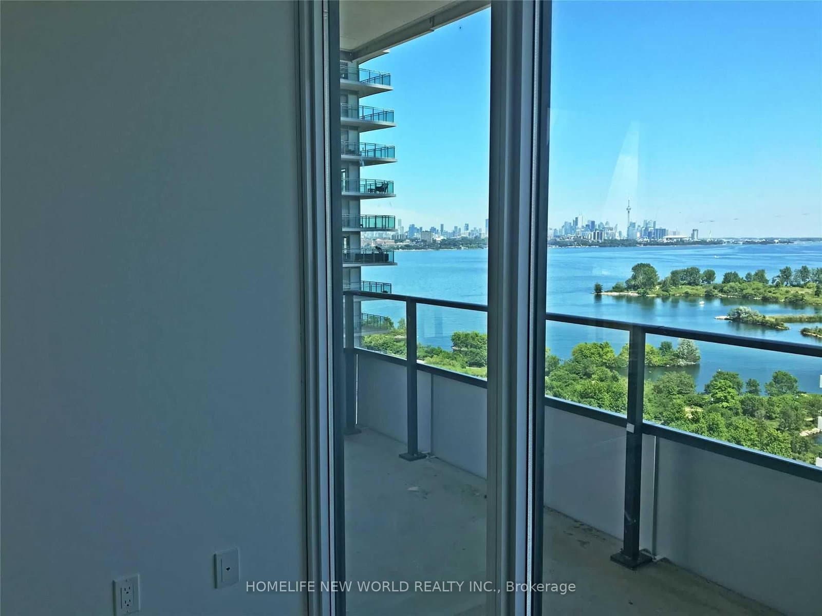 30 Shore Breeze Drive, Unit 1416 thumbnail 18