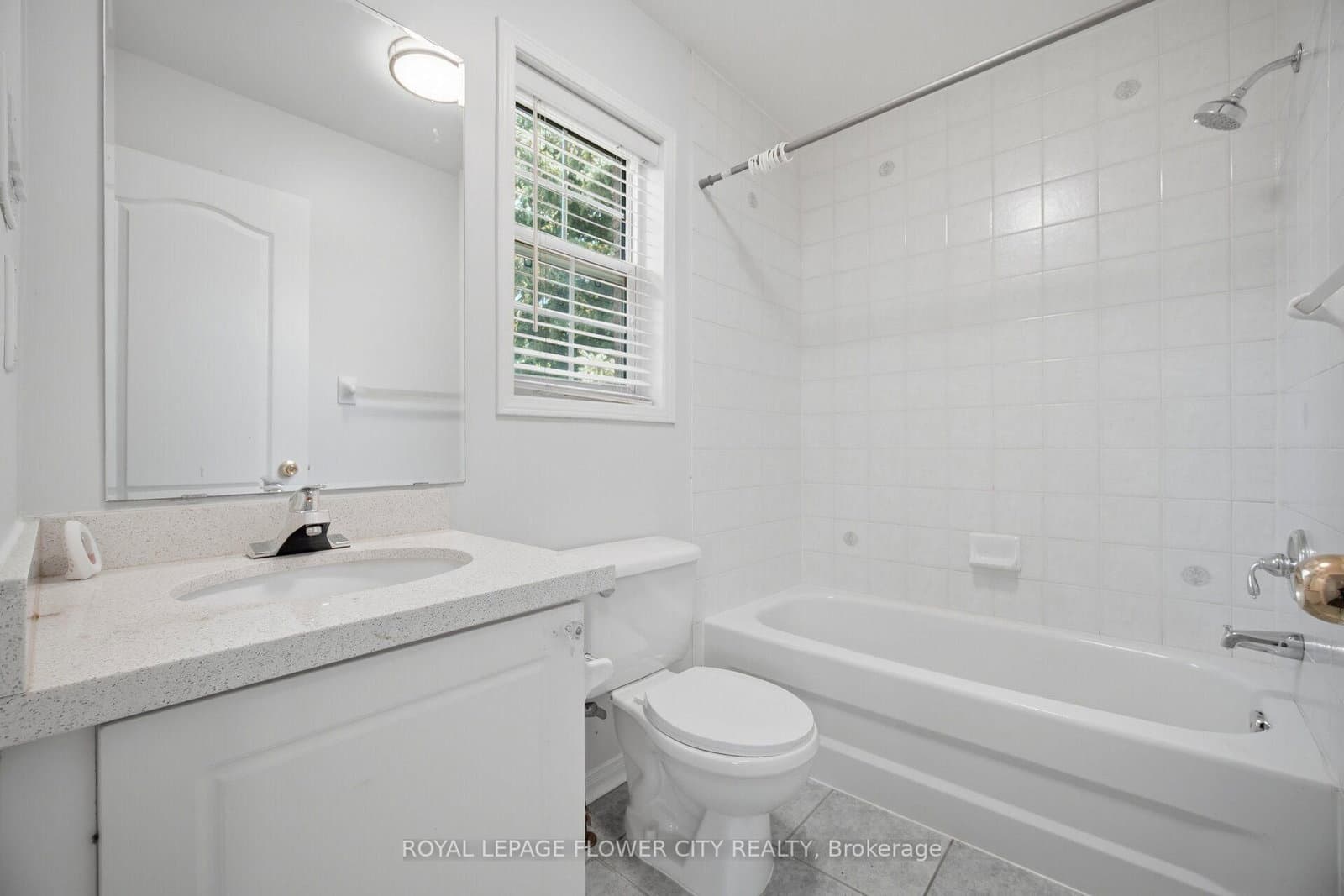 8305 McLaughlin Road S, Unit 2 thumbnail 31