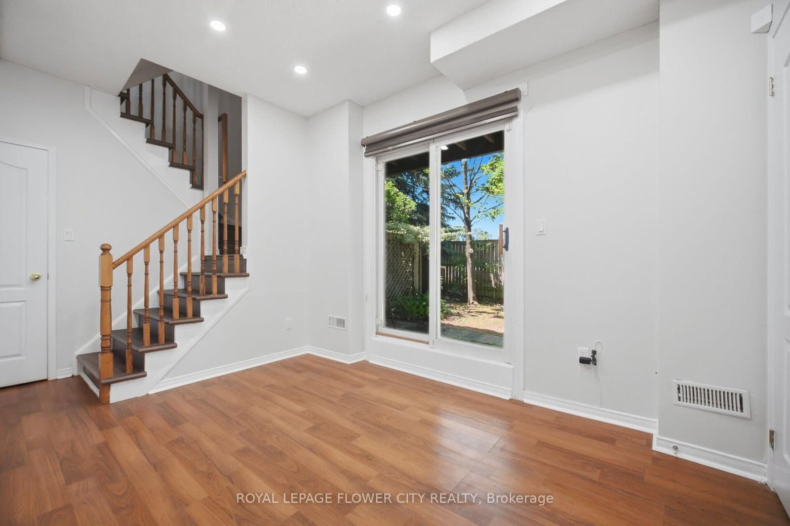 8305 McLaughlin Road S, Unit 2 thumbnail 35