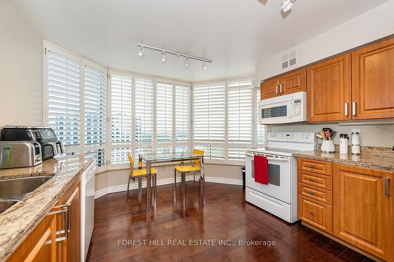 1300 Islington Avenue, Unit 2208 thumbnail 12