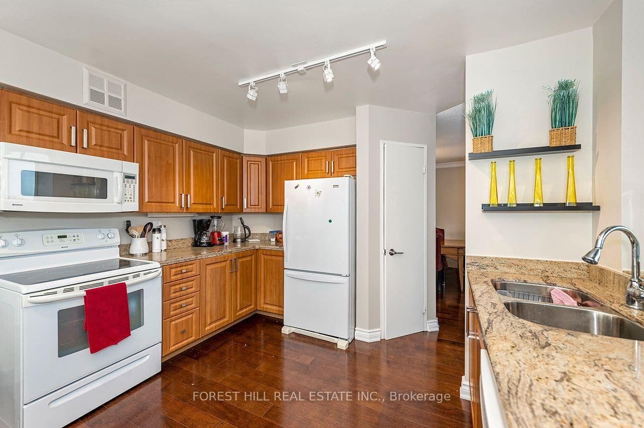 1300 Islington Avenue, Unit 2208 thumbnail 13