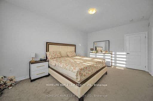 32 Camino Real Drive thumbnail 21