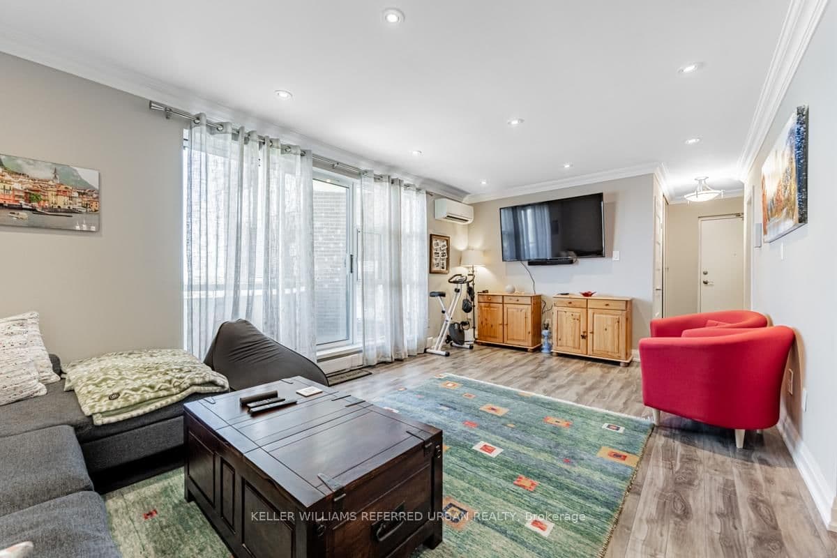 3025 Queen Frederica Drive, Unit 1007 thumbnail 13