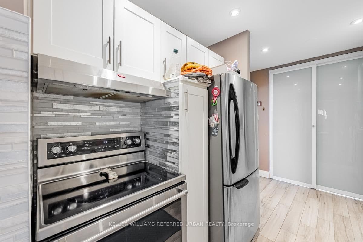3025 Queen Frederica Drive, Unit 1007 thumbnail 19