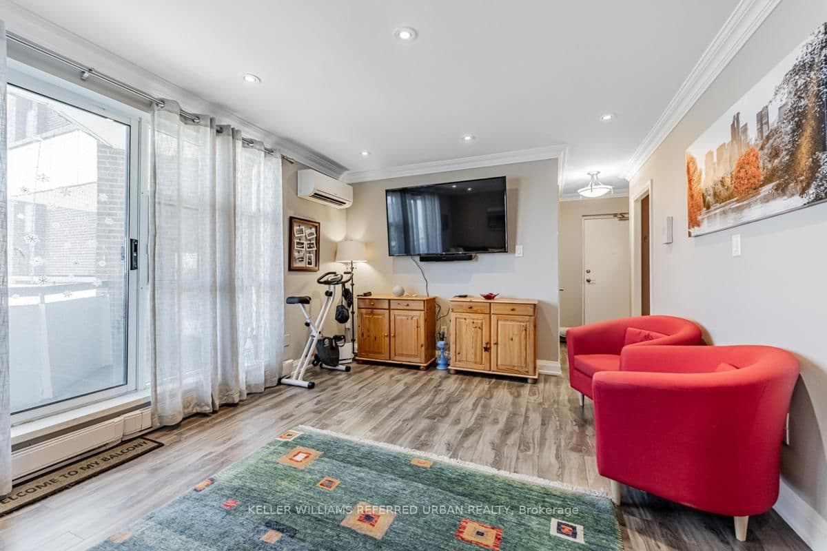 3025 Queen Frederica Drive, Unit 1007 thumbnail 7