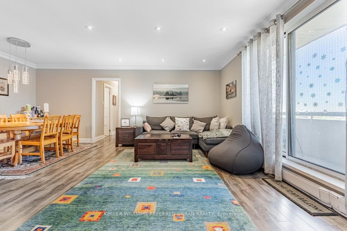 3025 Queen Frederica Drive, Unit 1007 thumbnail 8