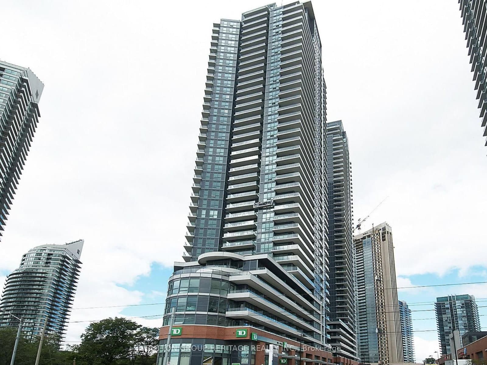 2212 Lake Shore Boulevard W, Unit 907 - Image 1