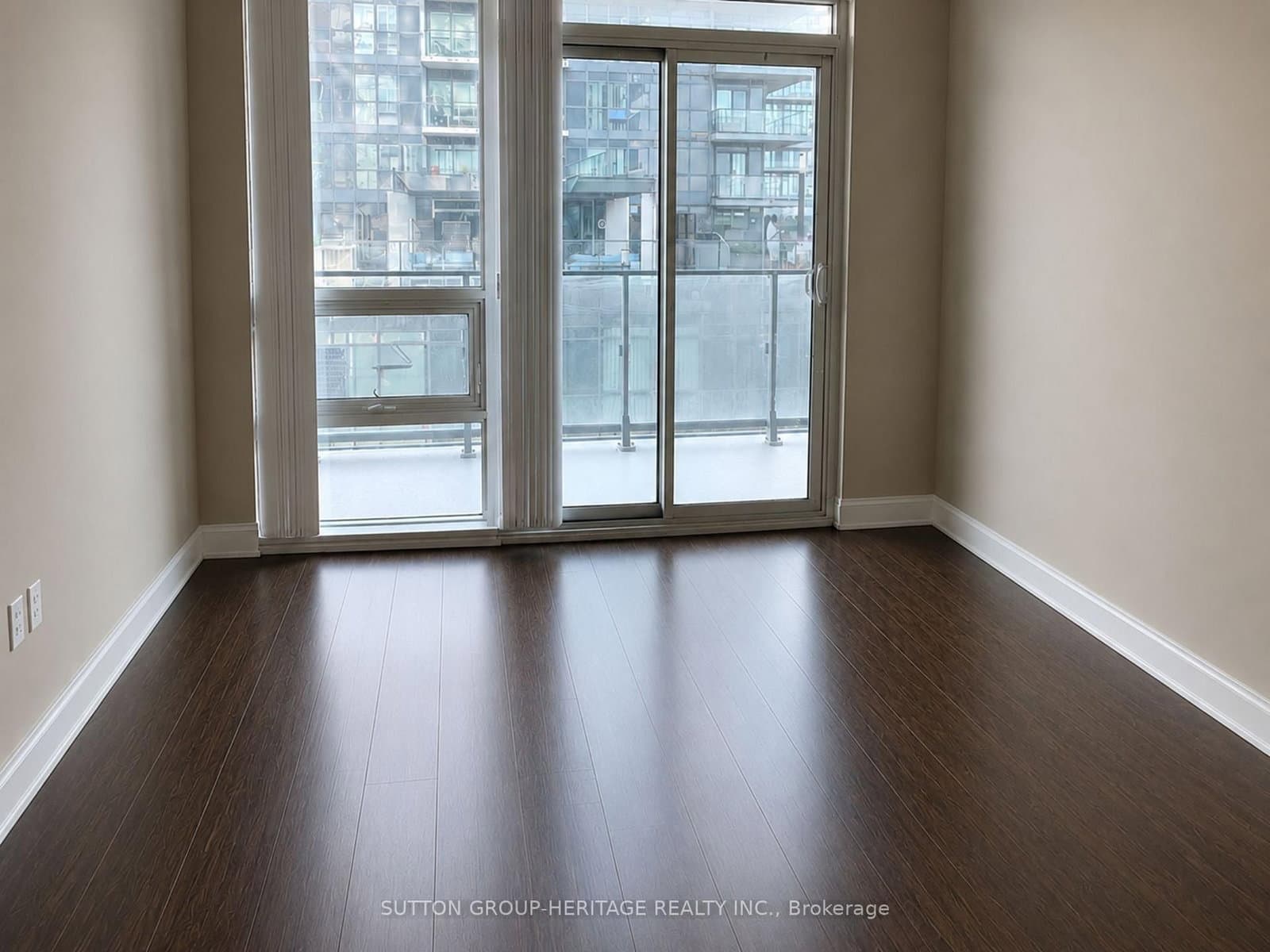 2212 Lake Shore Boulevard W, Unit 907 thumbnail 10