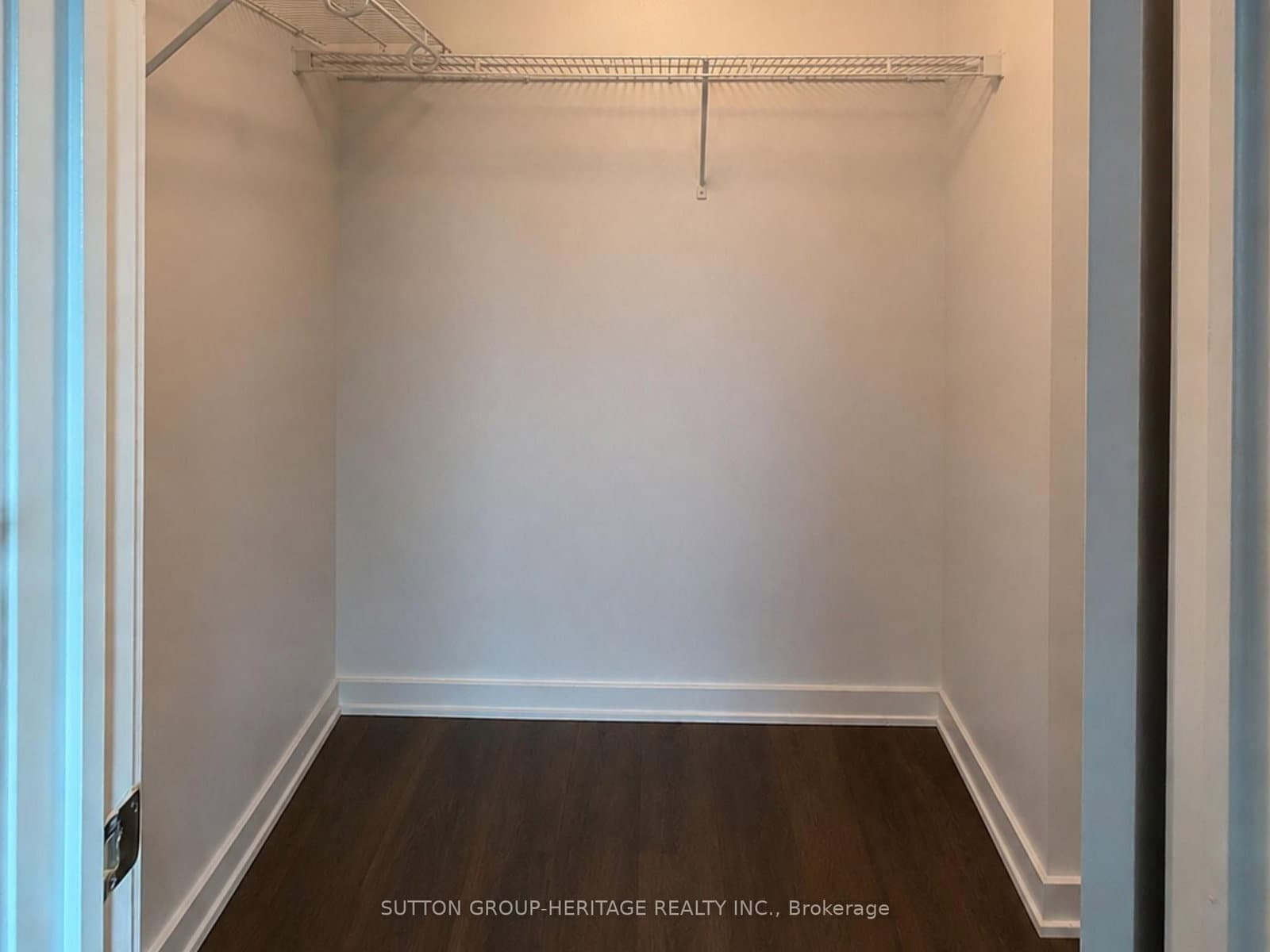 2212 Lake Shore Boulevard W, Unit 907 thumbnail 12