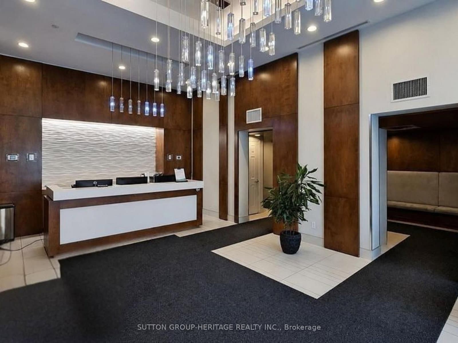 2212 Lake Shore Boulevard W, Unit 907 thumbnail 15