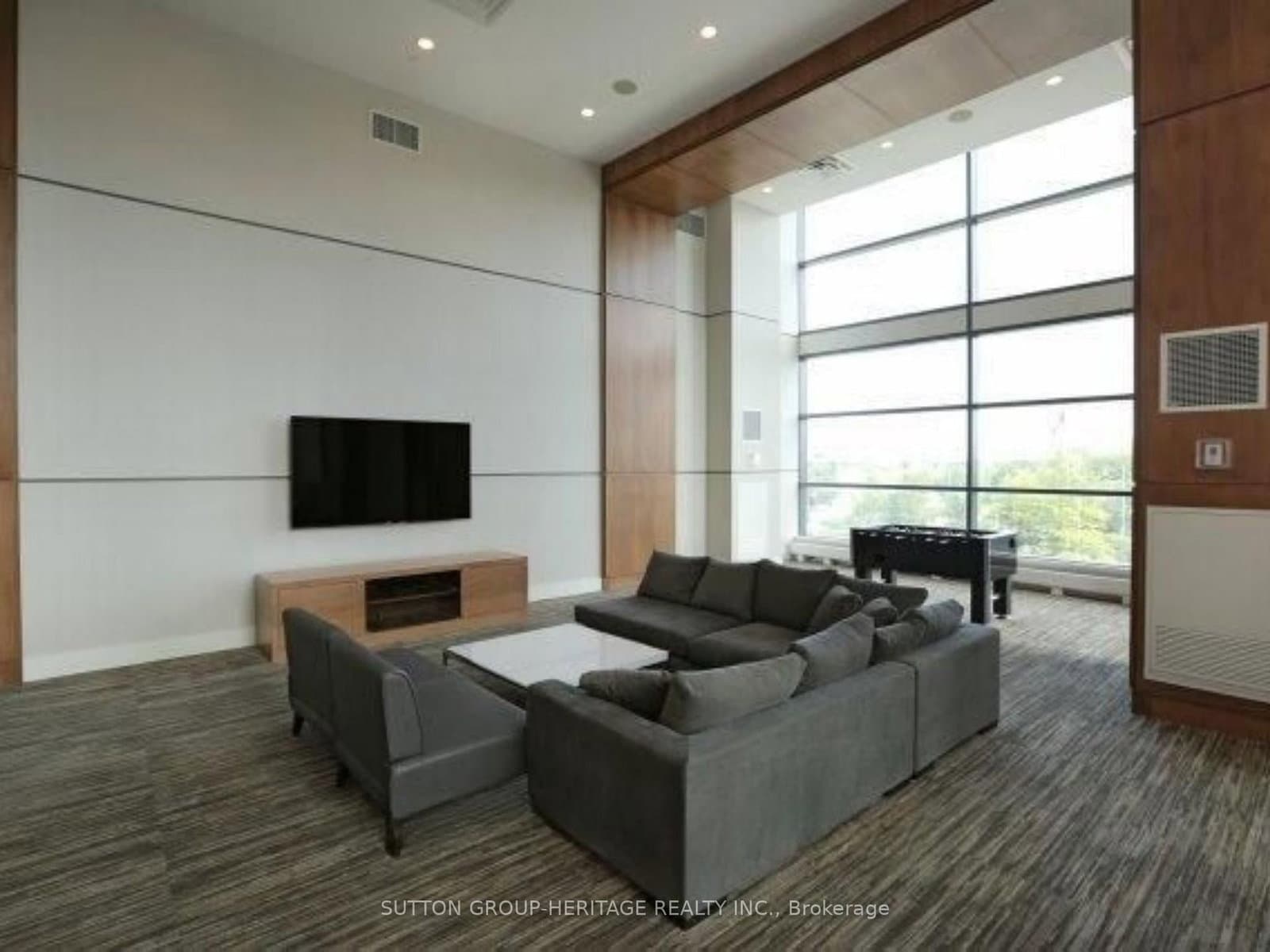 2212 Lake Shore Boulevard W, Unit 907 thumbnail 16