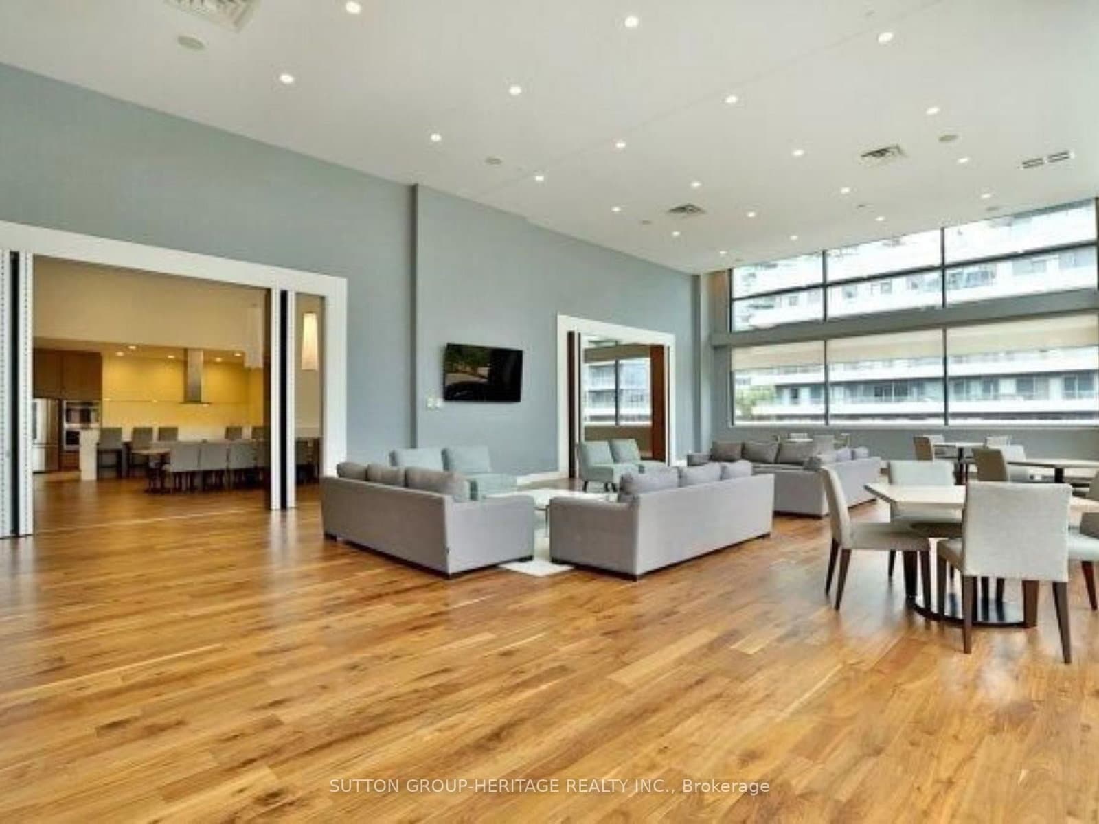 2212 Lake Shore Boulevard W, Unit 907 thumbnail 17