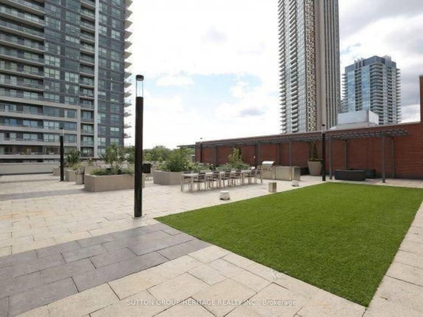 2212 Lake Shore Boulevard W, Unit 907 thumbnail 19