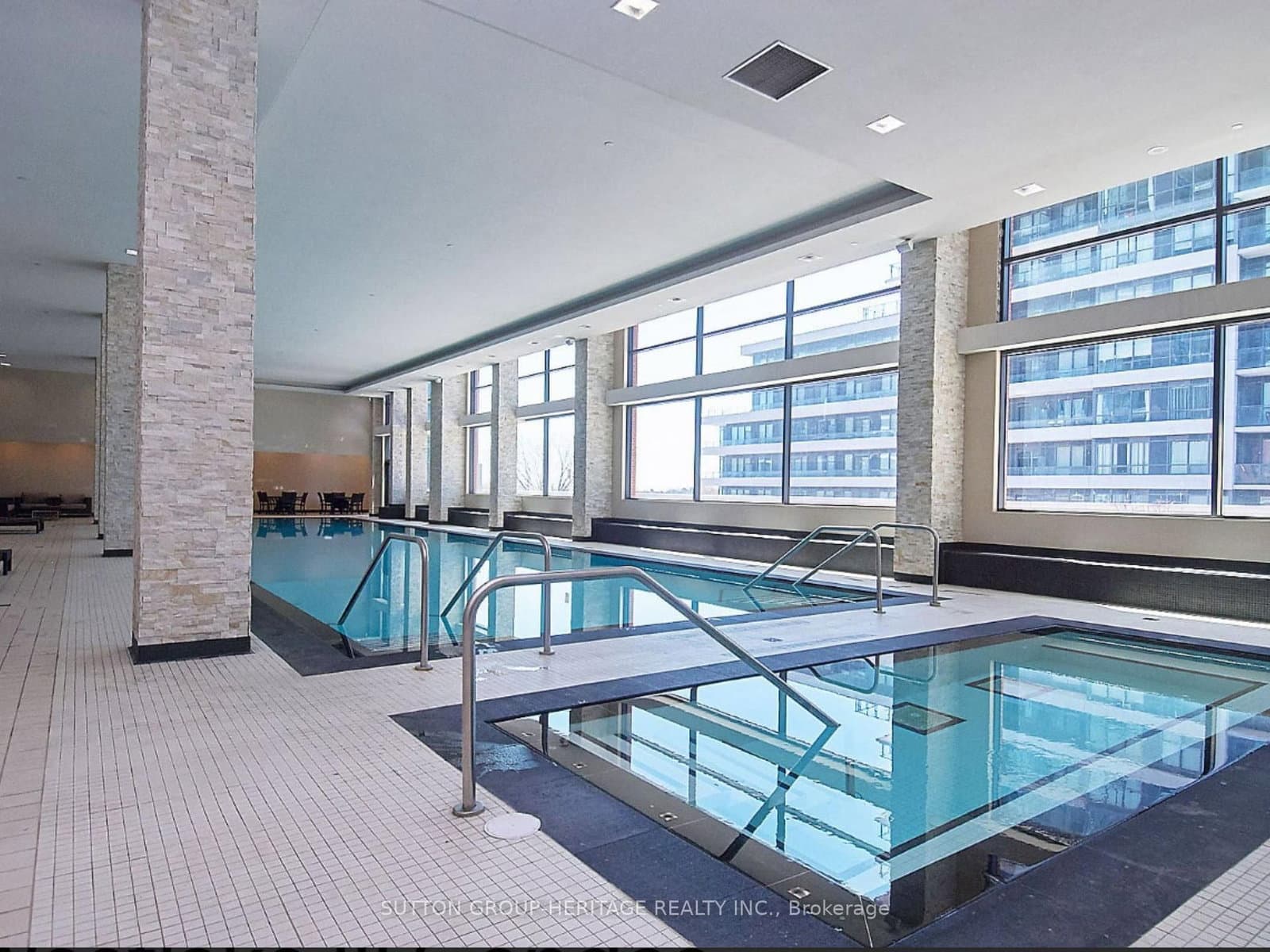 2212 Lake Shore Boulevard W, Unit 907 thumbnail 20