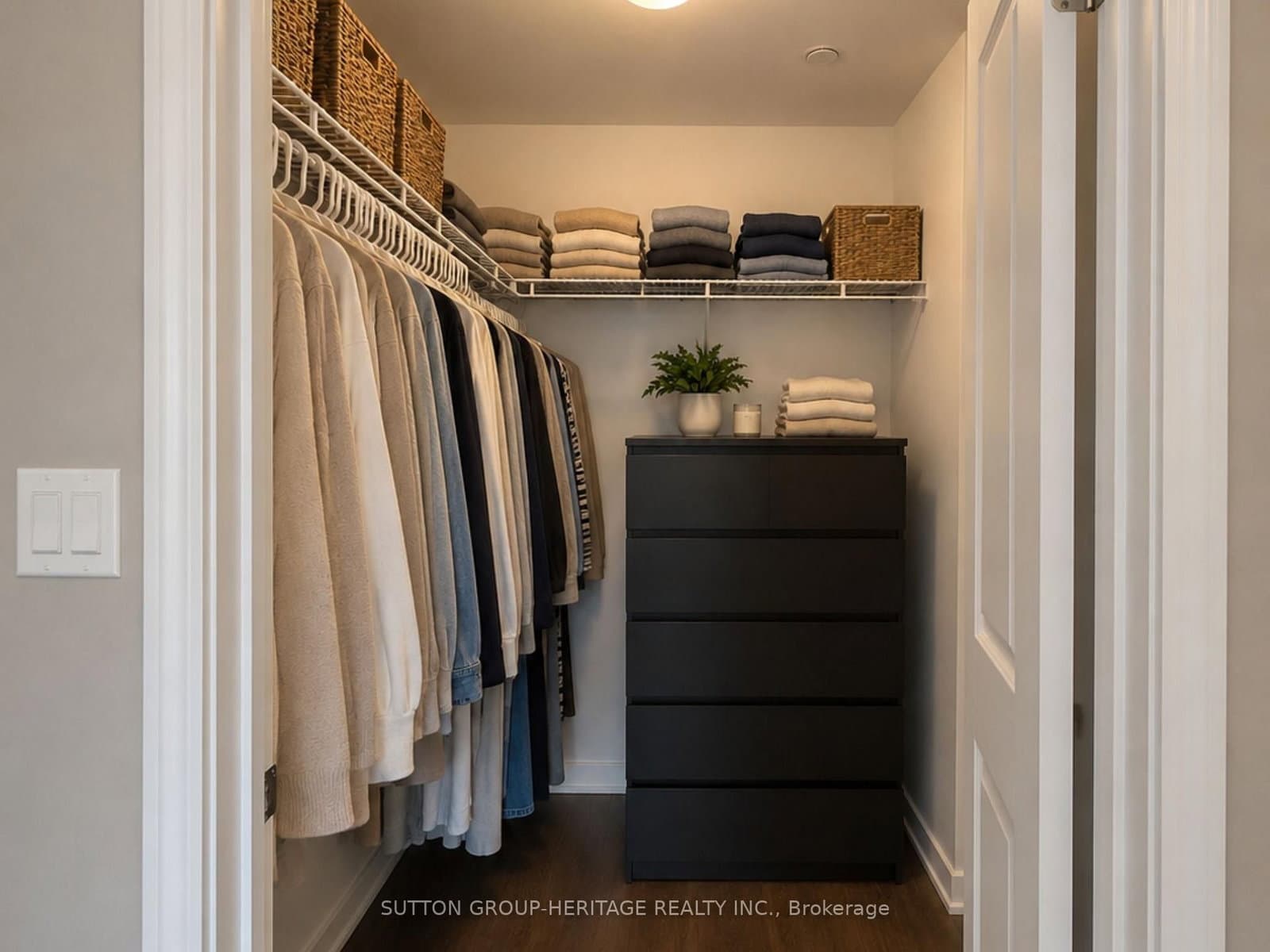2212 Lake Shore Boulevard W, Unit 907 thumbnail 6