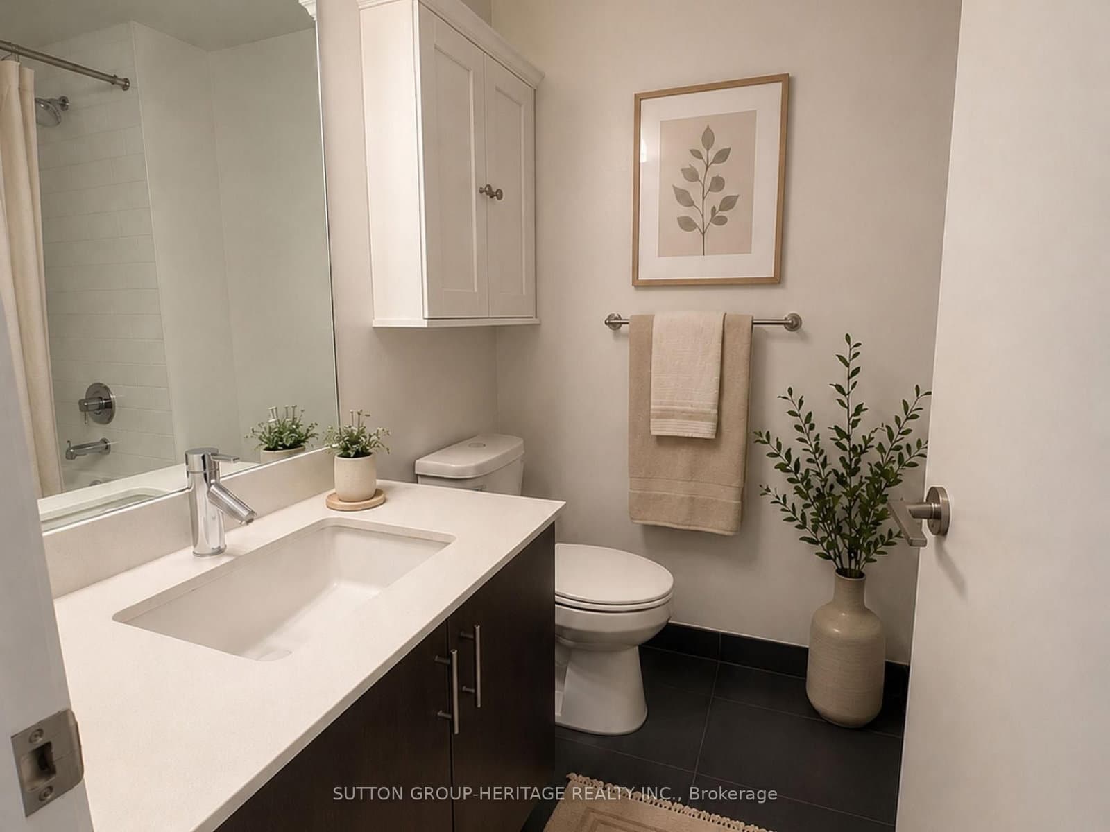 2212 Lake Shore Boulevard W, Unit 907 thumbnail 7