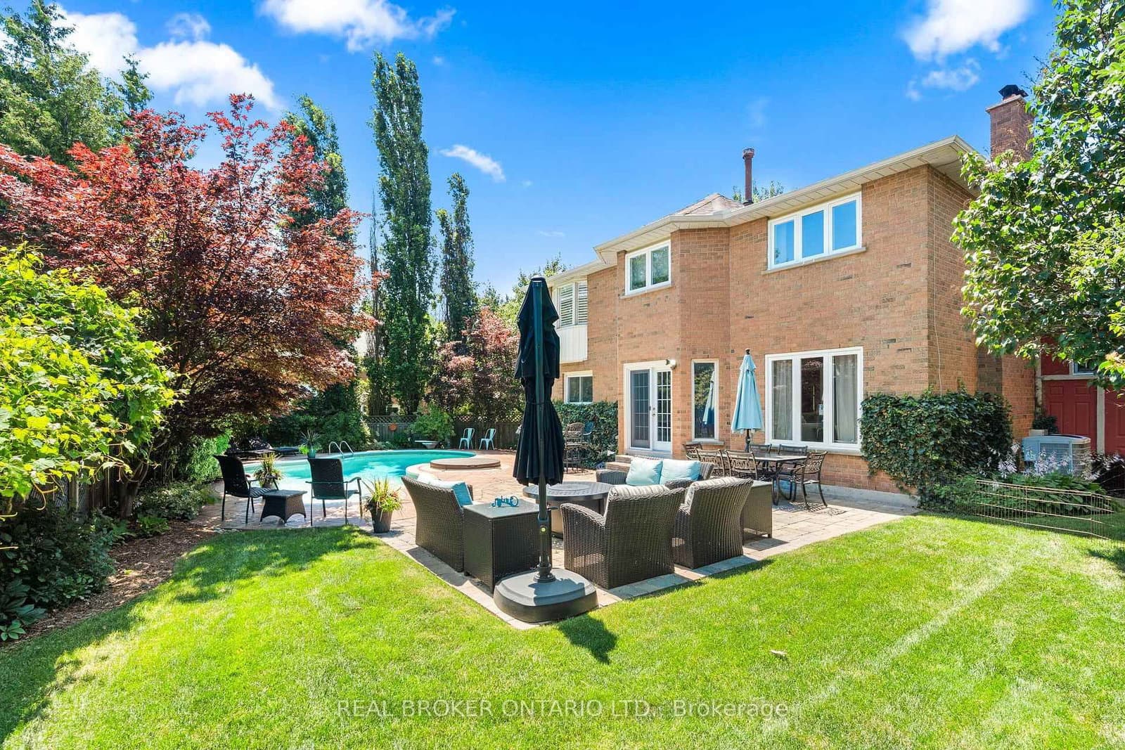 1291 Windrush Drive thumbnail 3