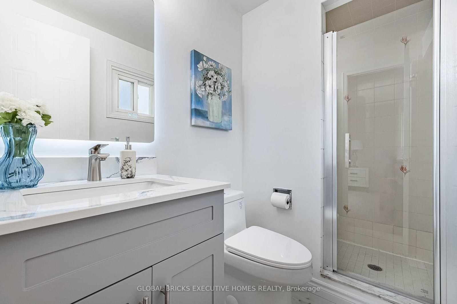 2150 Hunt Crescent thumbnail 28