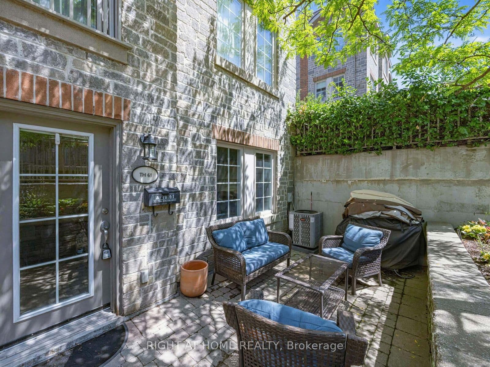 95 The Queensway, Unit 61 thumbnail 18