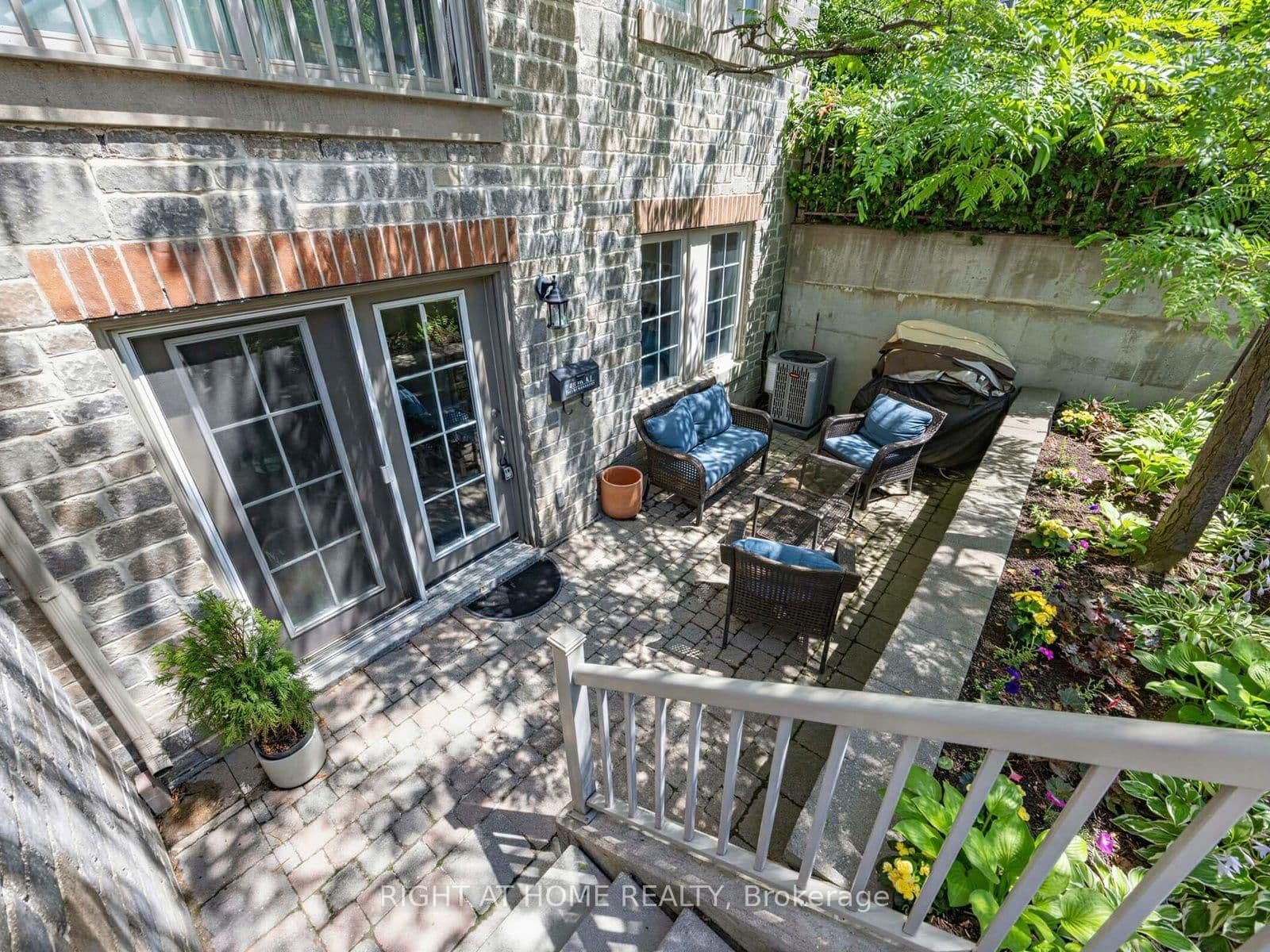 95 The Queensway, Unit 61 thumbnail 20