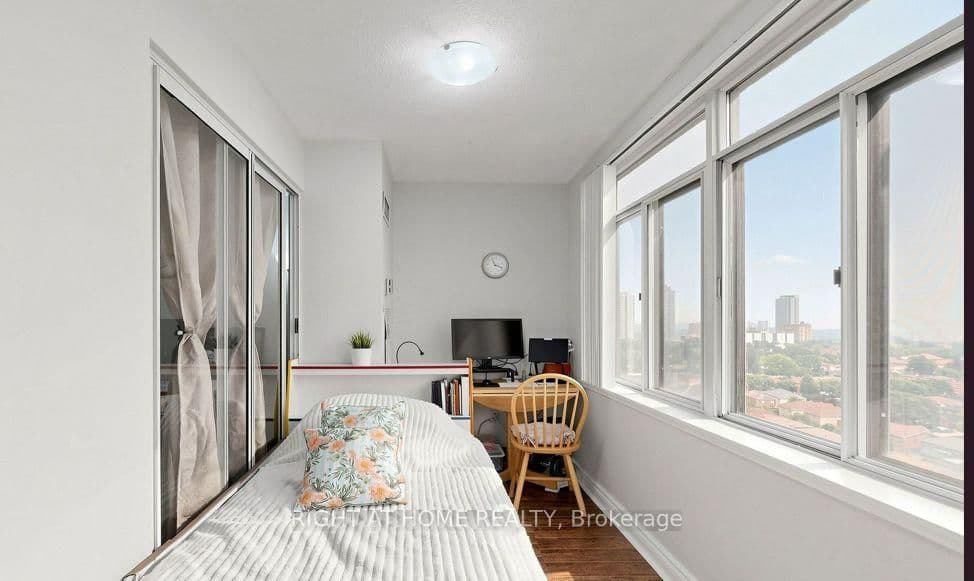 300 Webb Drive, Unit PH9 thumbnail 17