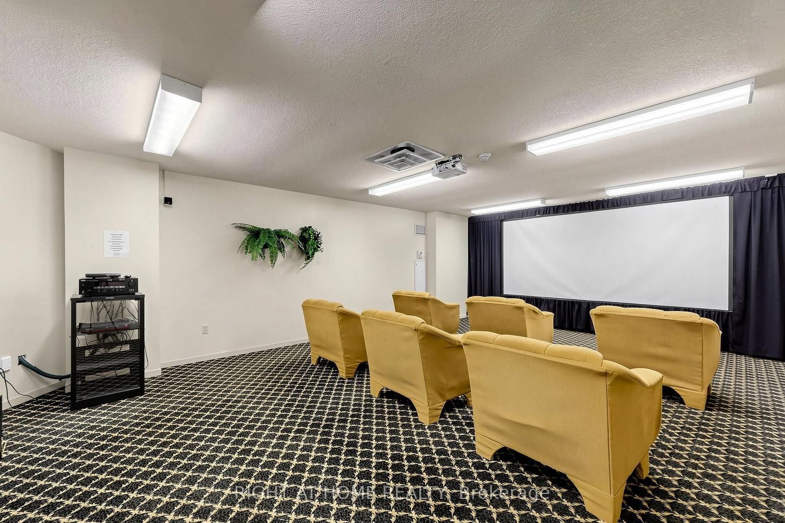 300 Webb Drive, Unit PH9 thumbnail 27